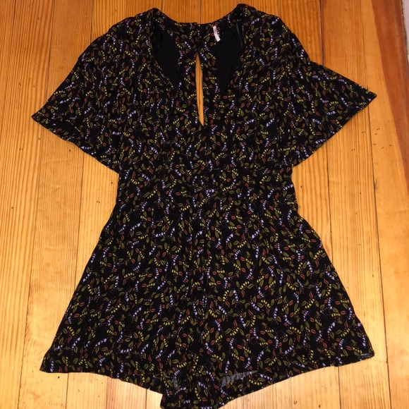 Free People Dresses & Skirts - Never worn Free People Romper Size 4